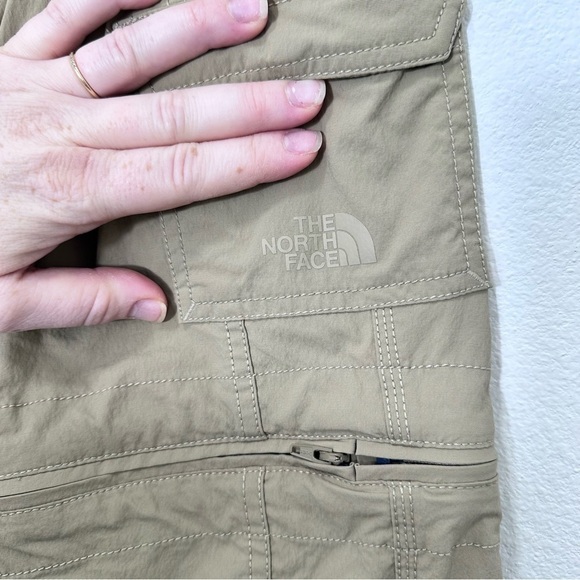 The North Face Women's Zip Off Shorts Tan Stone Hiking Outdoor Pants Size 8 - Picture 3 of 9
